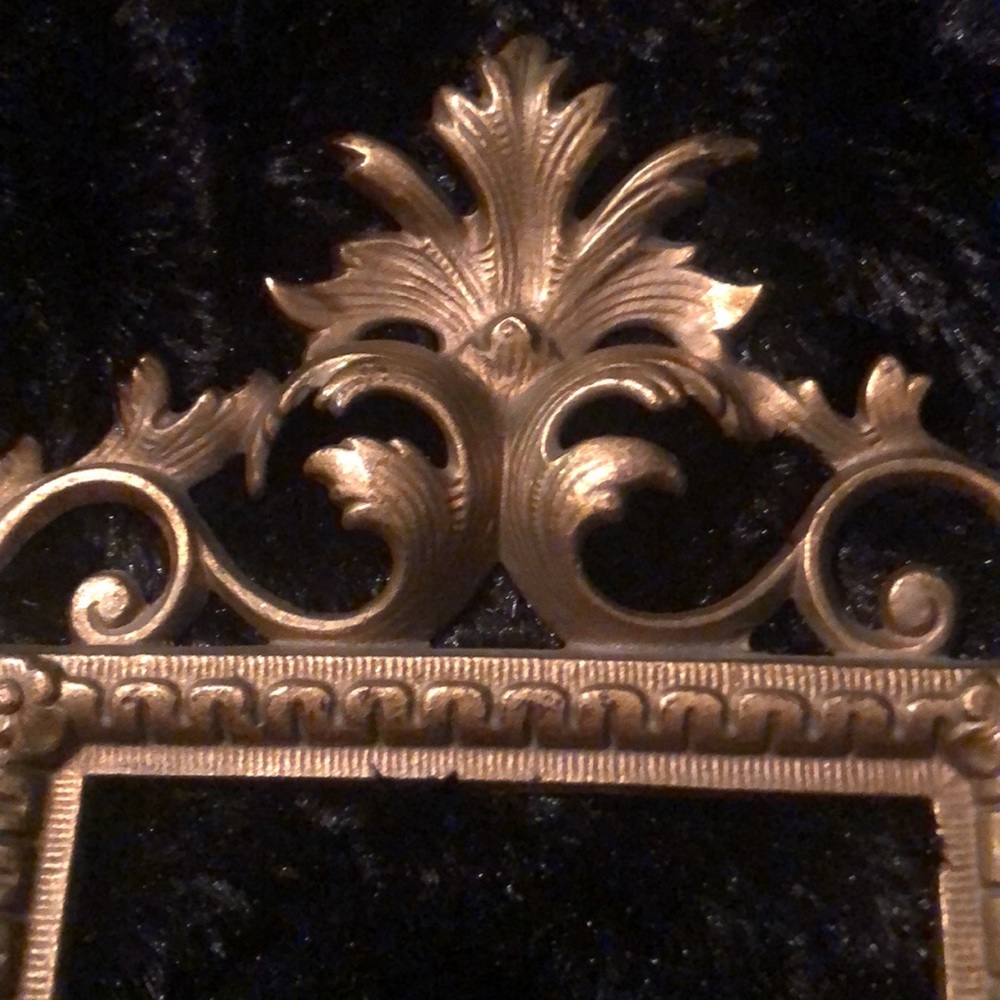 Victorian Rococo Style Brass Picture Frame - Picture 5 of 7